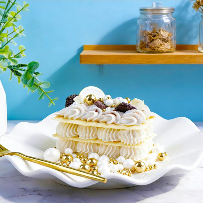 Gold White Pearl Sprinkles 4.6oz
