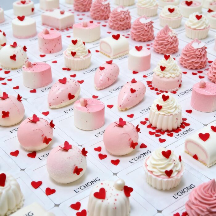 【5-piece set】Red Heart Edible Sprinkles Decorations 4.6oz*5